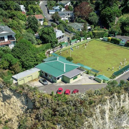 Bluff Hill Lighthouse B&B Napier Exteriör bild